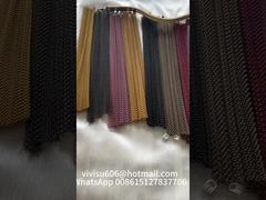 Schau: Sicherheitsvorhänge aus unbegrenztem Stahlgeflecht mit sechs Farboptionen im Showcase