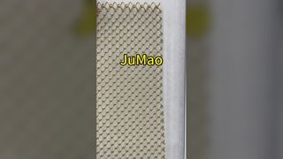 Moderne Metallgittervorhänge für atemberaubende Räume