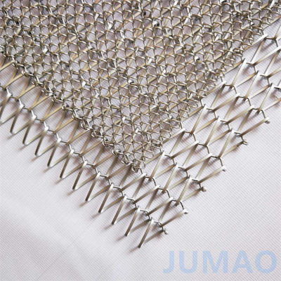 Maximal unbeschränkte Metallnetzvorhangtextur mit Diamantperforationen